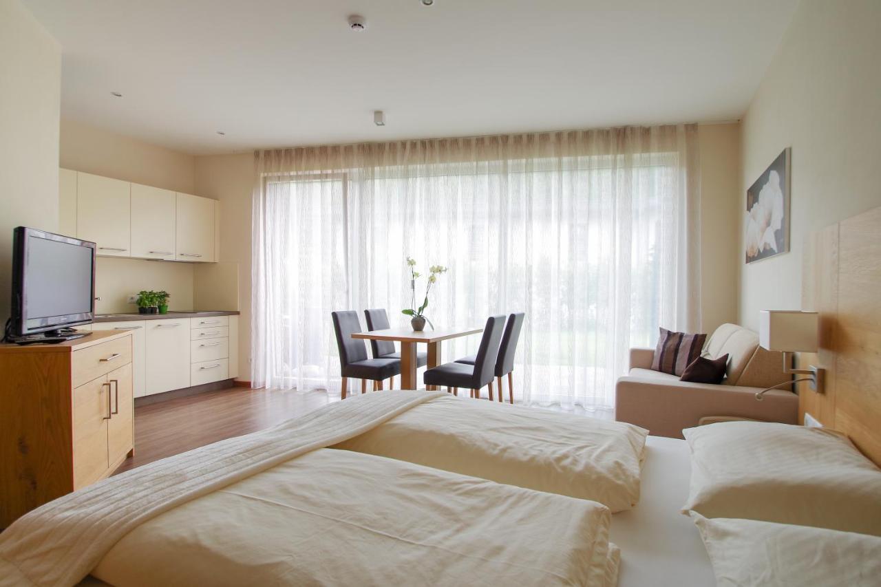 Christine Aparthotel 4*