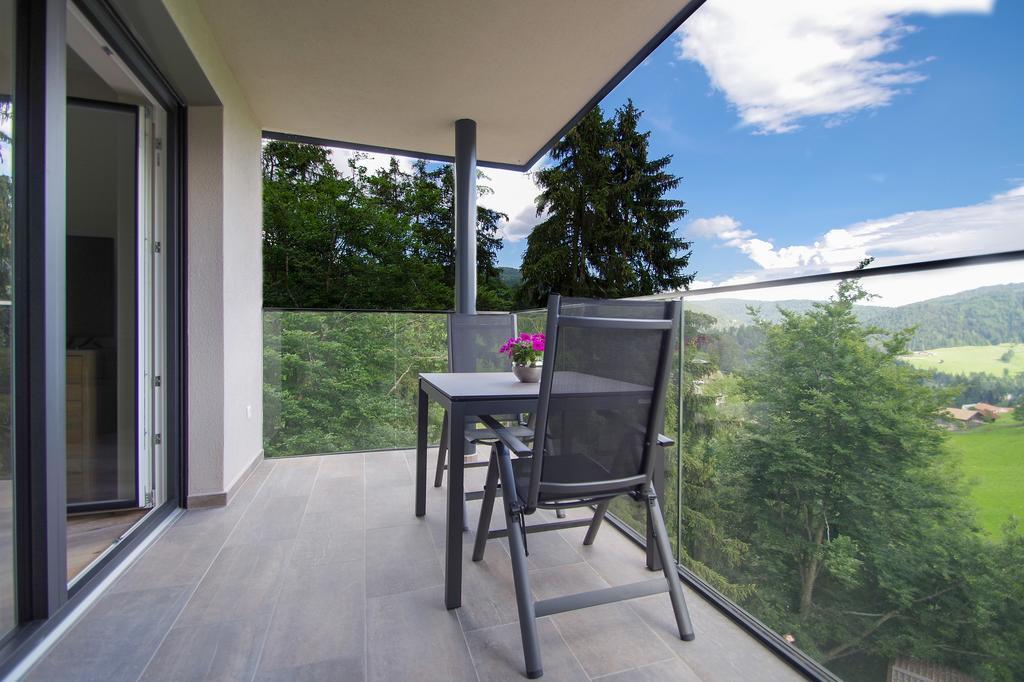 Christine Aparthotel 4*