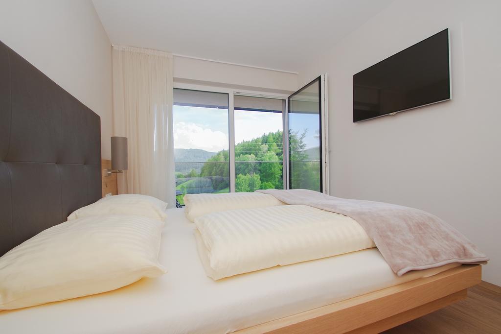 Aparthotel Christine 4*